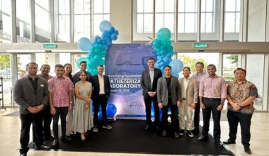 Columbia Asia Hospital Bukit Jalil Chief Executive Officer Dr Sharonpal Singh (6th from right), with Consultant Cardiologist Dr Prem Nathan Arumuganathan (7th from left) with Medical Consultants from other disciplines, during the launch of the hospital’s new Cardiac Catheterisation Laboratory (Cath Lab), marking an expansion of its cardiac care services.