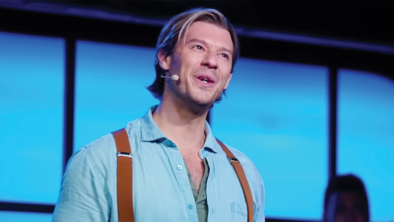 Constantine Rousouli in Titanique.