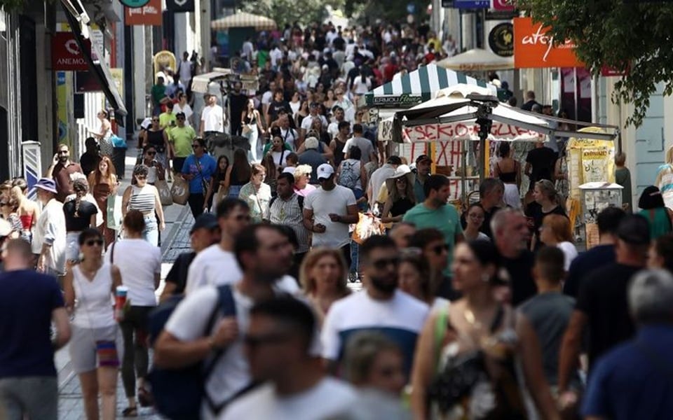 War scenarios for the local economy