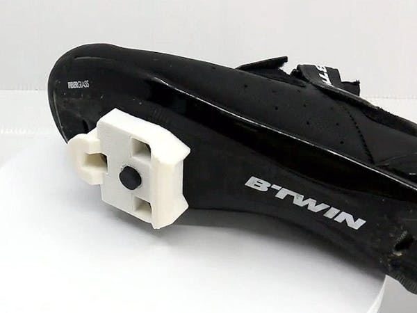 CycloWatt Takes the Cycling Power Meter Off Your Bike and Moves It Where the Power Goes: Your Feet