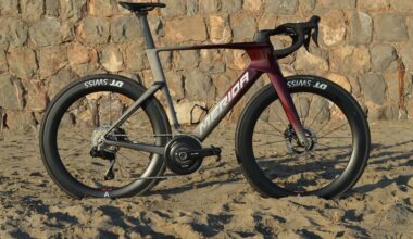 The new Merida Reacto's UCI-illegal cockpit is its key to aero gains