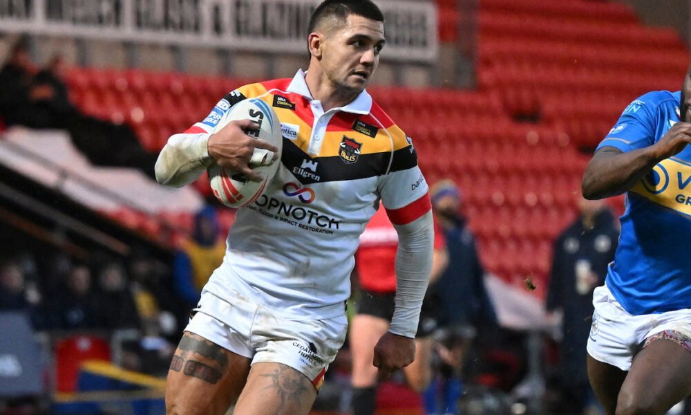 Bradford Bulls coach left wowed by Jayden Nikorima debut as update provided on Wakefield Trinity loanee