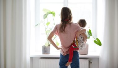 For parents, every dollar and minute matters. These bite-sized financial hacks help to save both