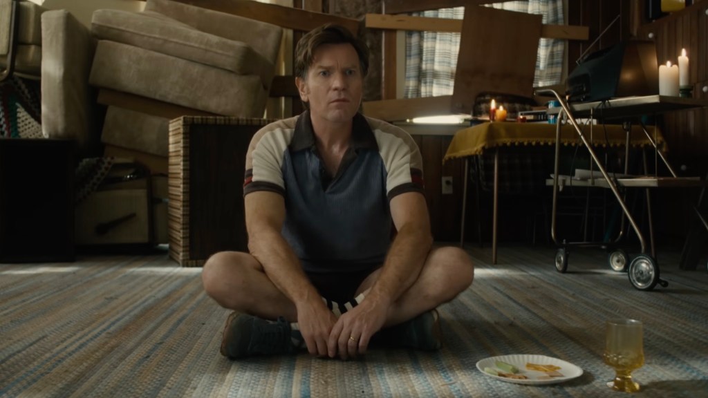 Ewan McGregor in The End of Oak Street