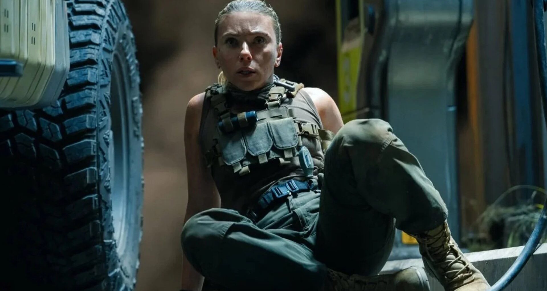 First Look at Scarlett Johansson in Mike Flanagan’s THE EXORCIST Set Photos — GeekTyrant