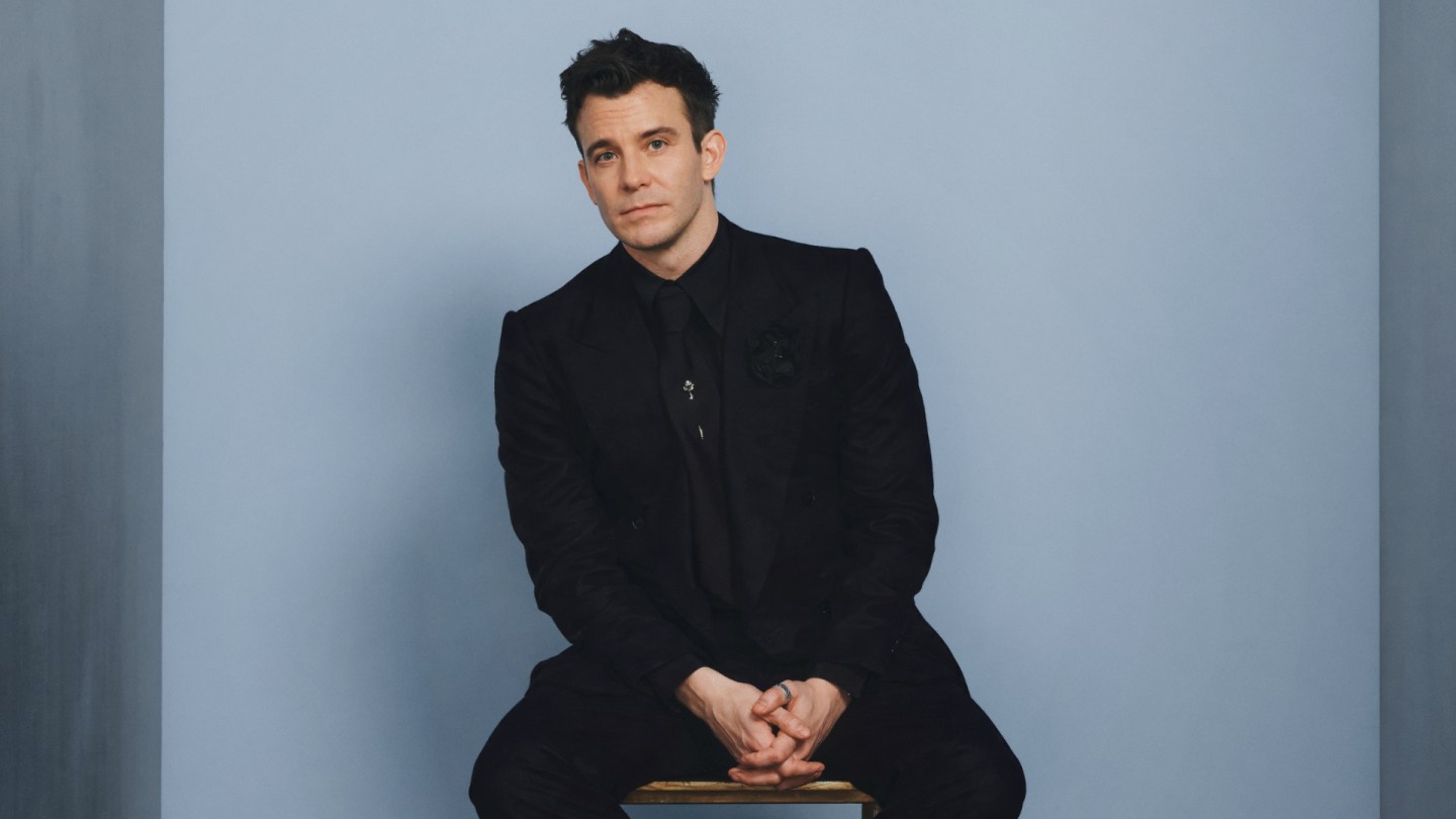 Luke Thompson Spills All on 'Bridgerton,' Benedict and Season 4