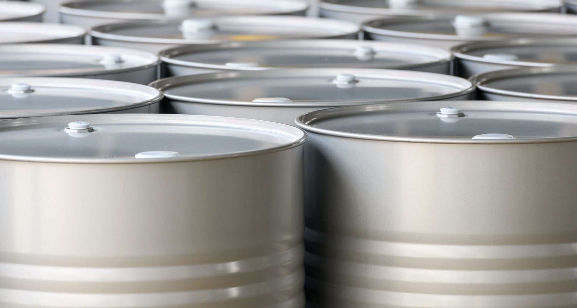 The International Energy Agency laid out a timeline for when it expects the 400 million barrels of oil from its emergency reserves to start flowing from global markets.