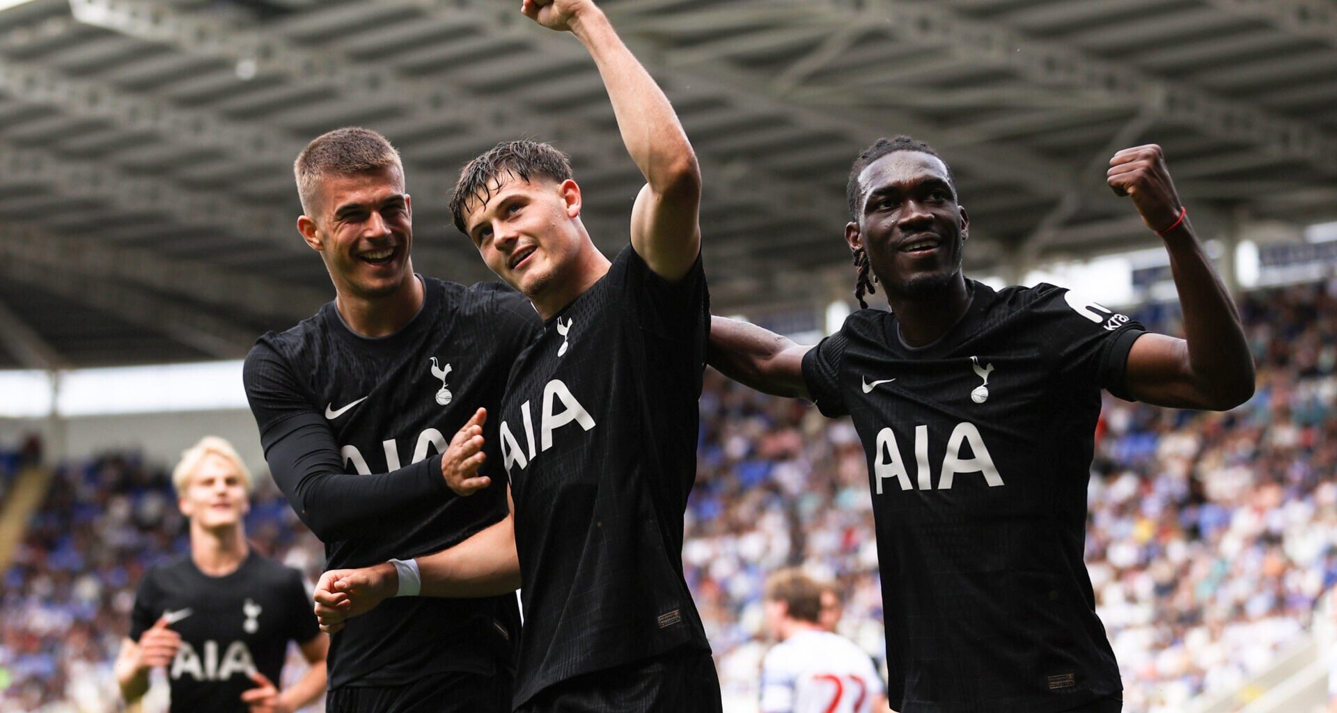 What Chelsea and Tottenham wonderkid Luka Vuskovic could be about to do