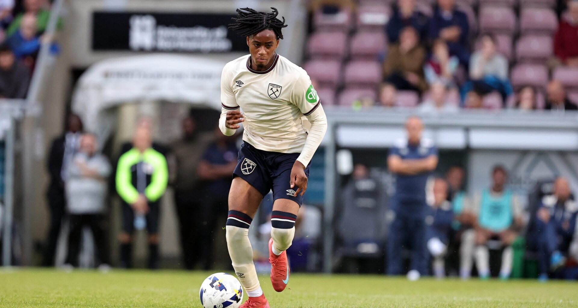 Josh Ajala 'unplayable' as West Ham kid shines at Leeds and shows why new contract is a must