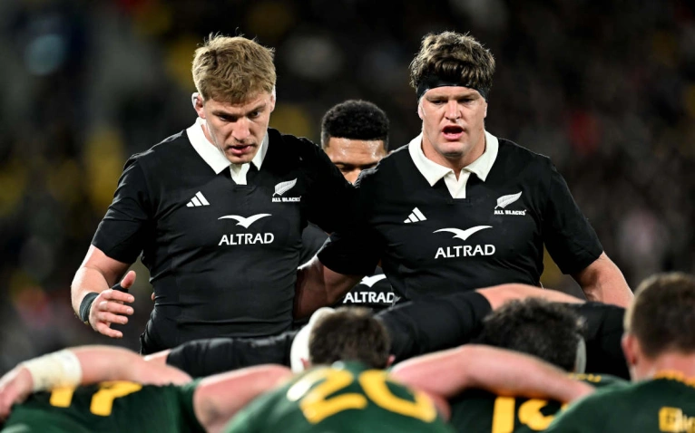 Fabian Holland Scott Barrett