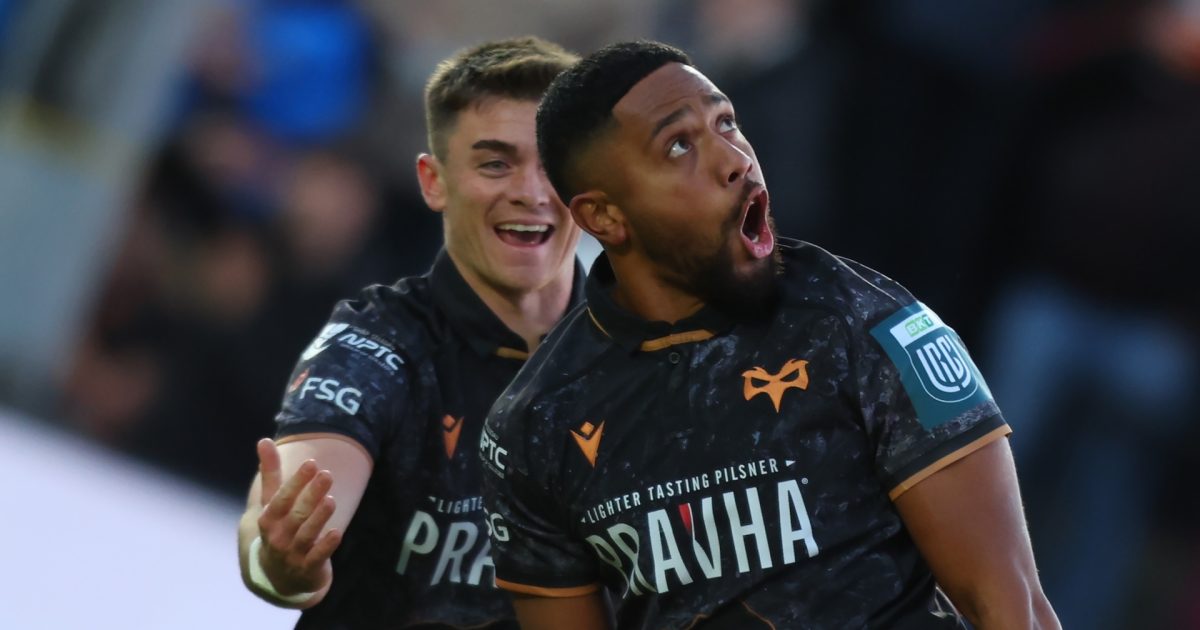 Phil Cokanasiga signs for fierce rivals of brother Joe