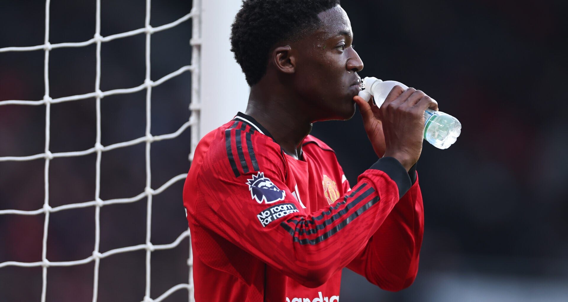 Manchester United star set to sign five-year deal