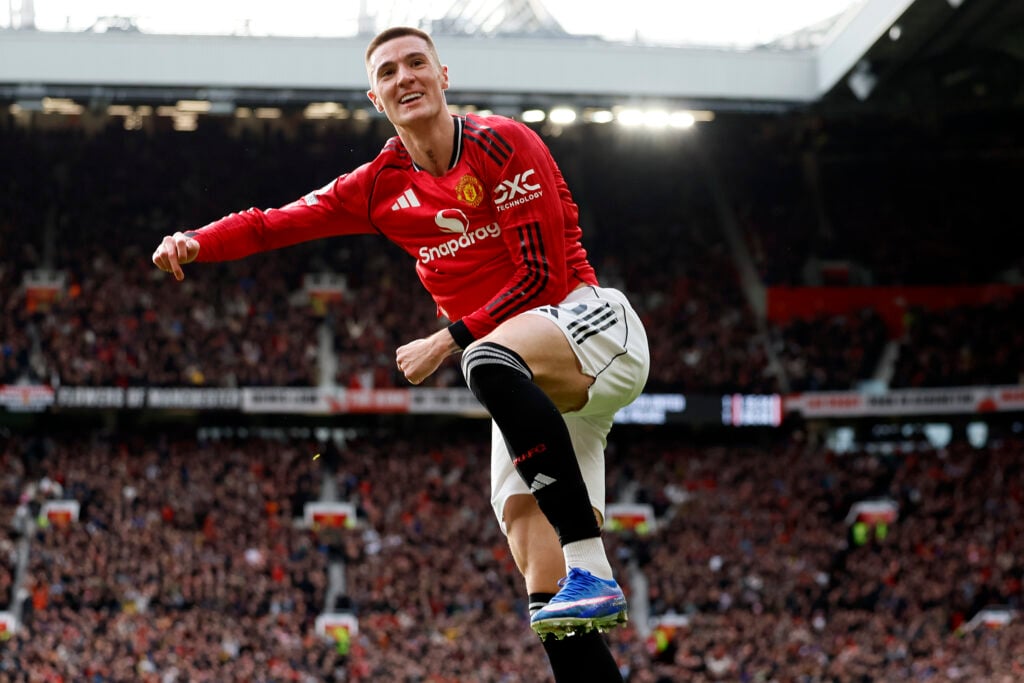 Benjamin Sesko celebrates scoring for Manchester United.