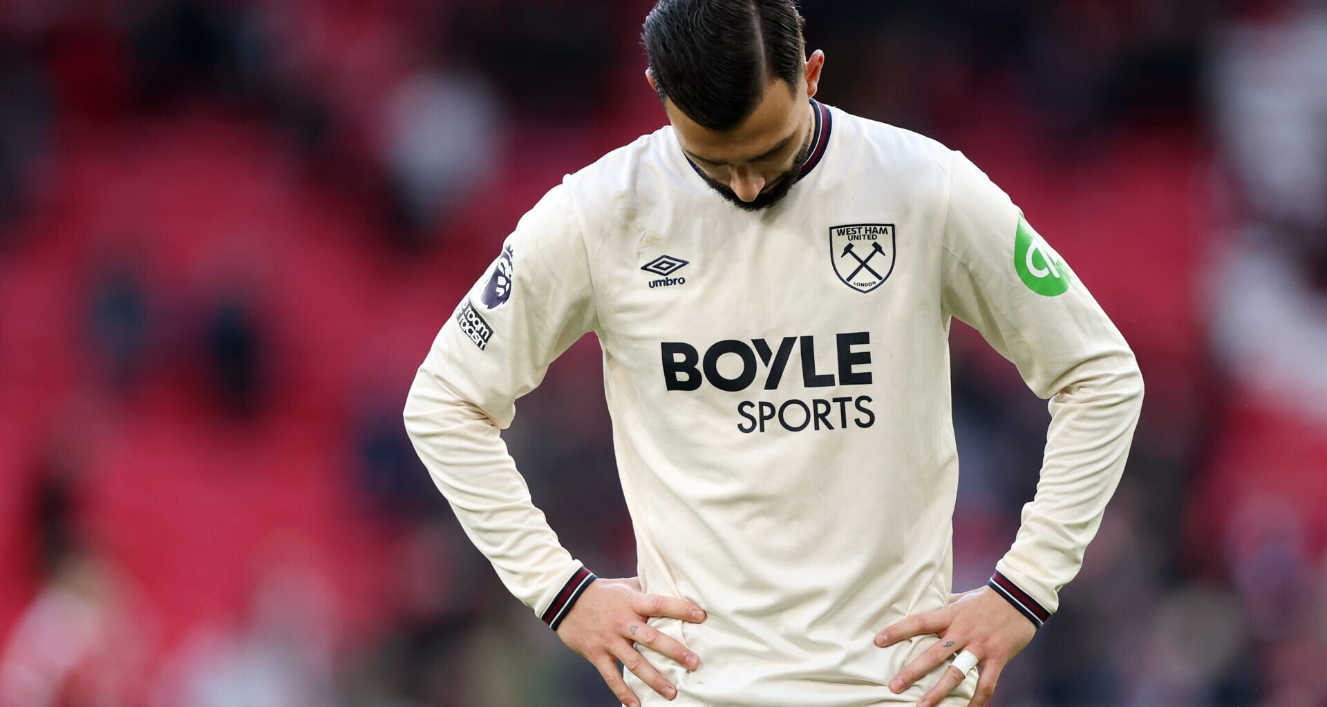 Taty Castellanos exposed as West Ham star's struggles vs Liverpool expertly explained