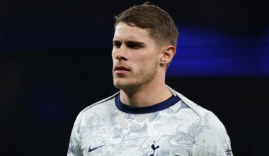 What Man Utd have now been told about signing Micky van de Ven amid Tottenham relegation fears