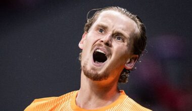 Troy Deeney slams Antonin Kinsky after spotting what he did following substitution