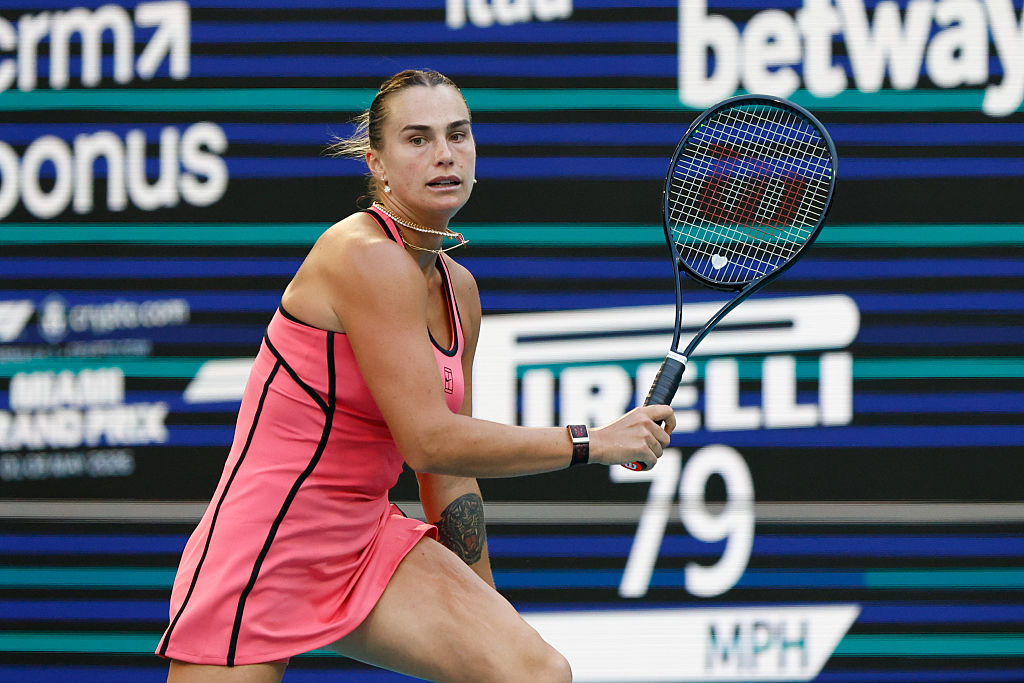 Sabalenka tops Zheng to set Miami quarterfinal against red-hot Baptiste