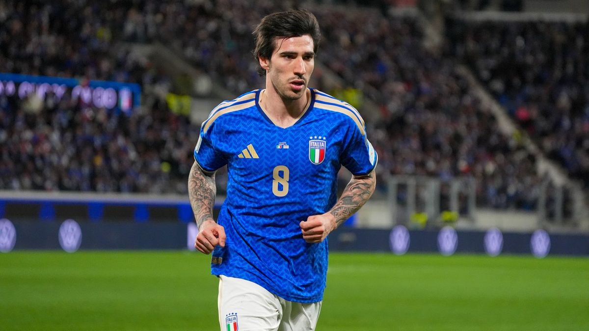 Sandro Tonali bomshell drops amid Man Utd and Arsenal interest