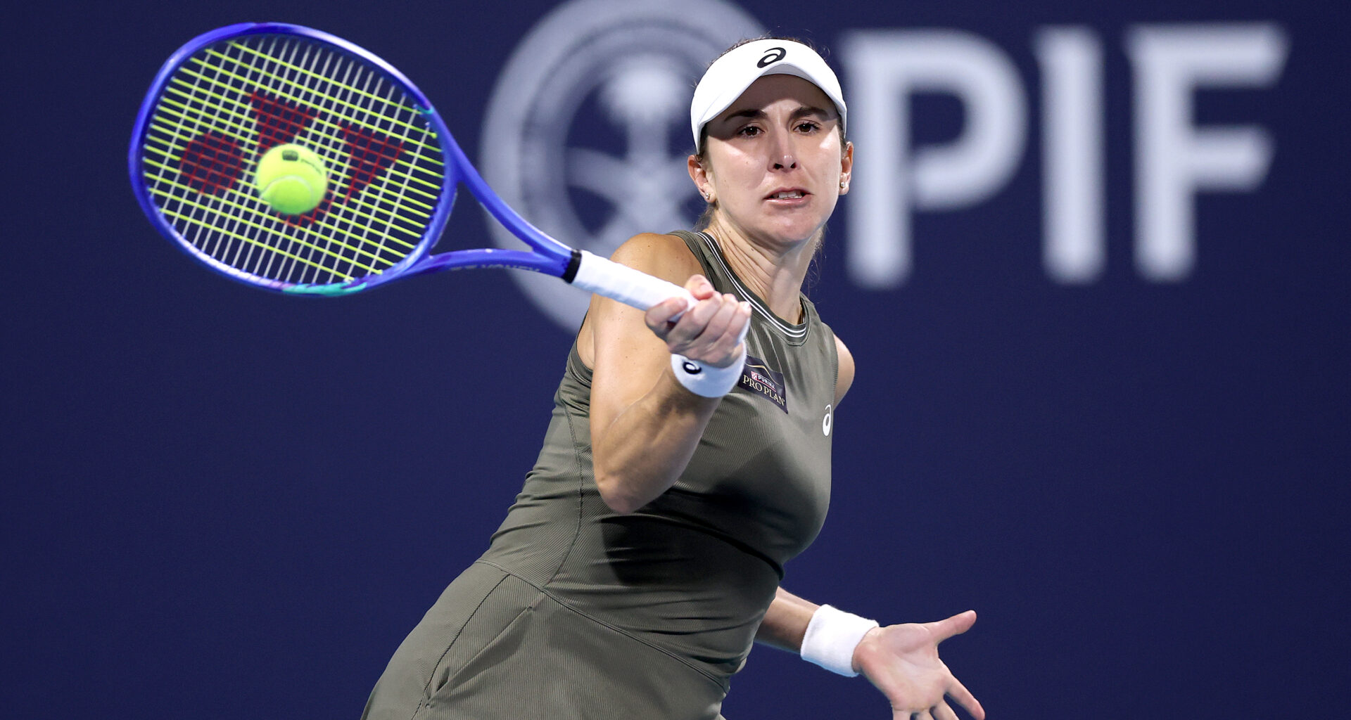 Bencic sets Gauff showdown in Miami with dominant Anisimova upset - WTA Tennis