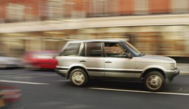 'Supersize' SUV cars in Sadiq Khan's sights as mayor reboots plan to eradicate London road deaths