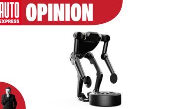 AI has begun its car industry revolution with humanoid robots taking human jobs