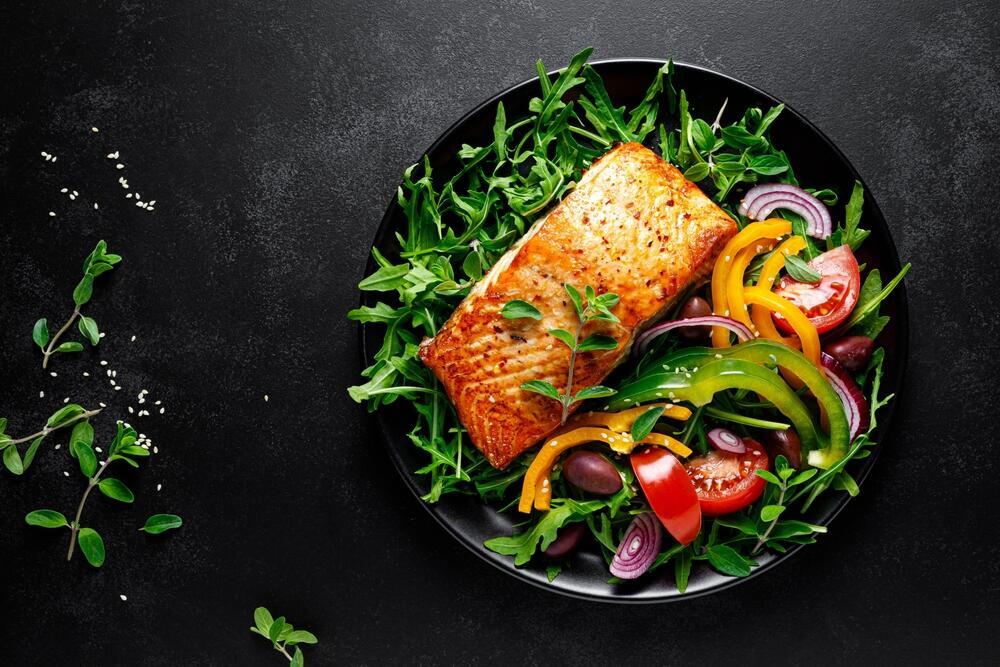 Vegetables and healthy fats (Photo: Shutterstock) תזונה ים תיכונית