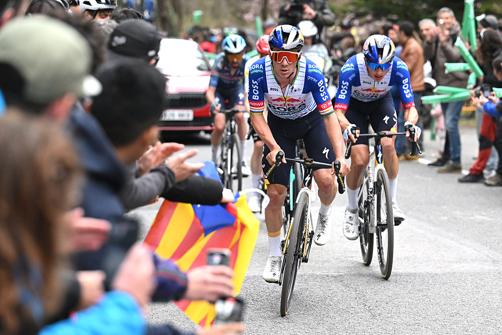 2026 Volta a Catalunya stage 6: Remco Evenepoel leads the favourites' group