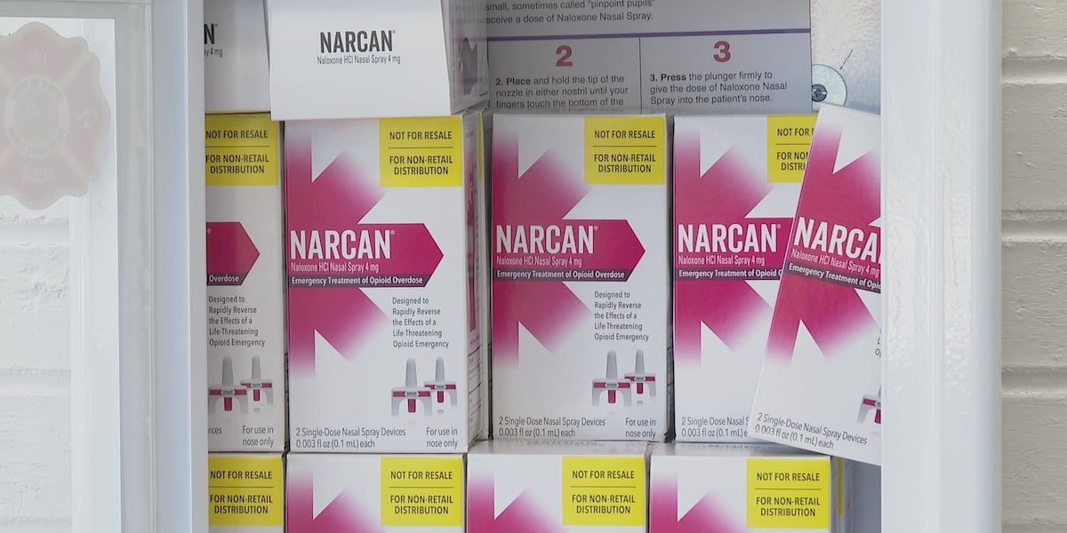 NARCAN vending machine installed at Longview convenience store