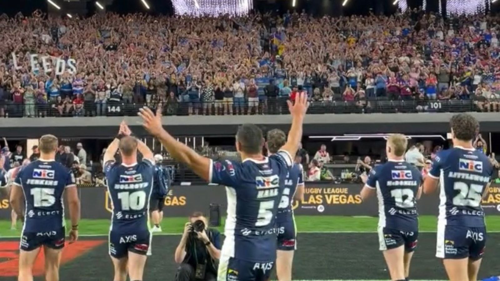 Hull KR, Leeds Rhinos amid new record Las Vegas attendance