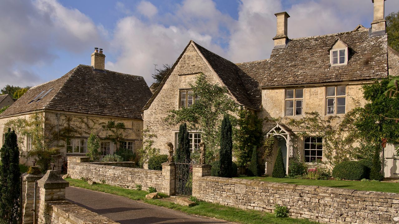 A 300-year-old house in the Cotswolds thoughtfully reimagined for modern life