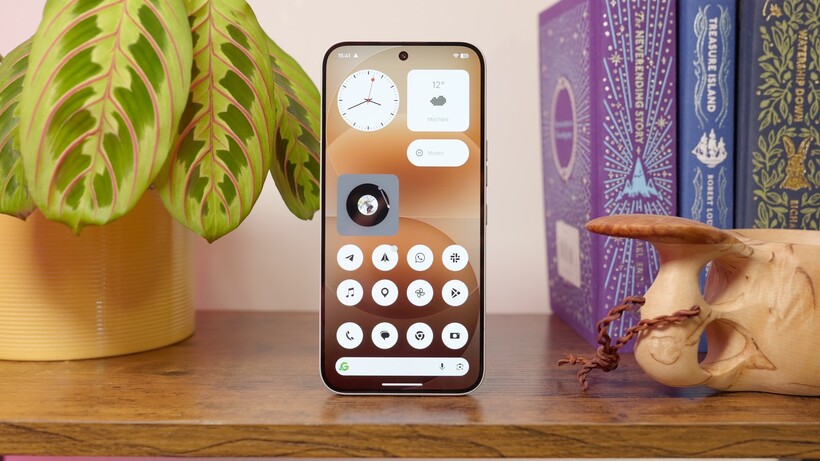 Nothing Phone 4a Pro Home Screen