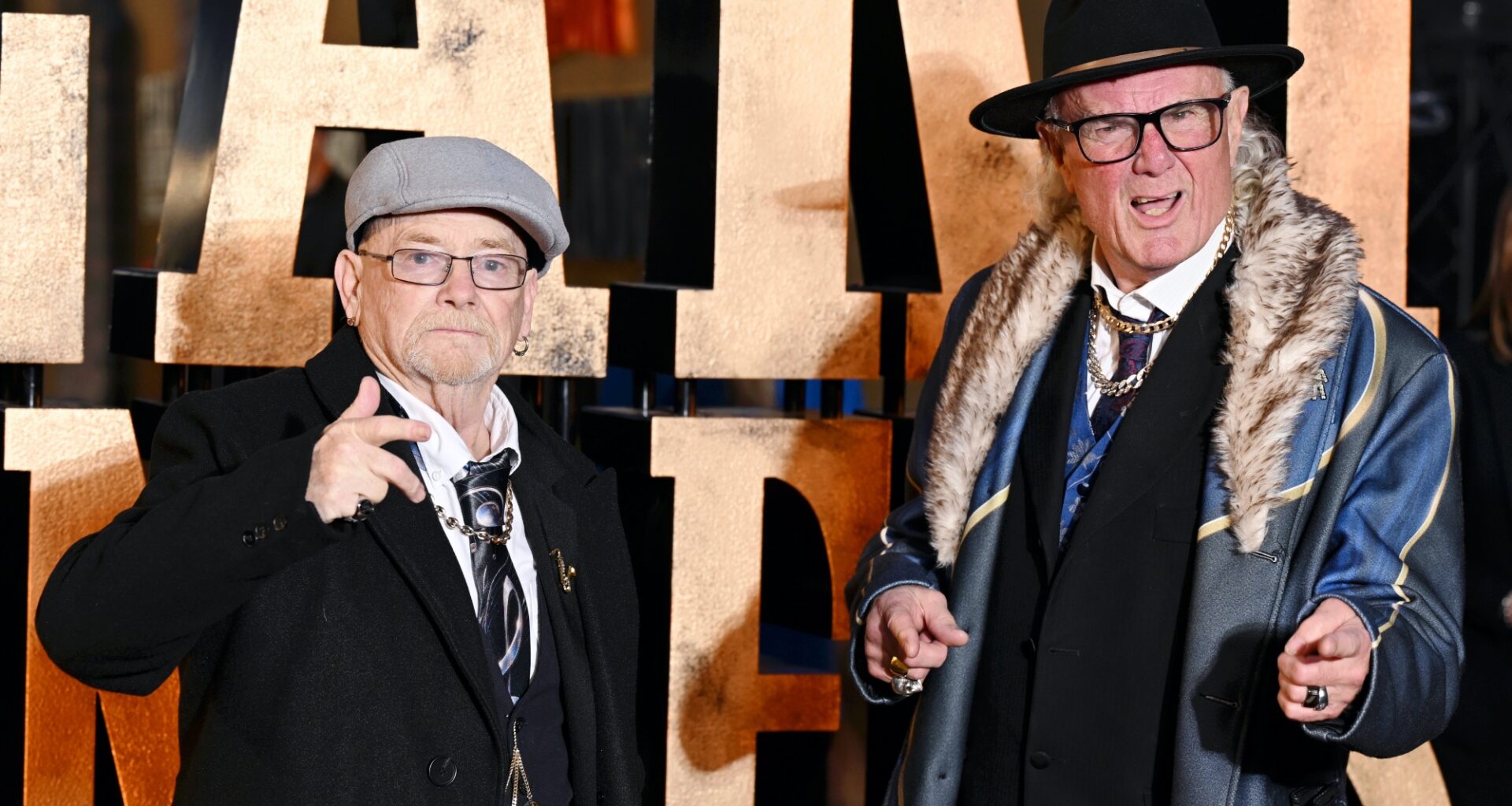 Pete from OAP rap duo Pete & Bas passes out while hanging from ceiling in harness at Chicago gig