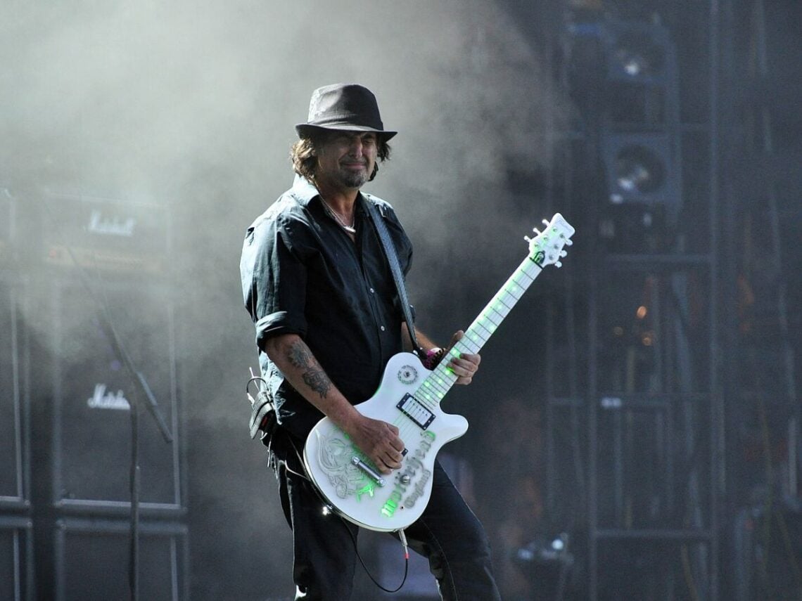 Phil Campbell - Motorhead - Far Out Magazine