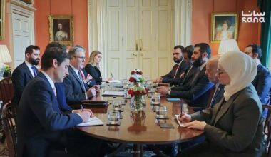 President al-Sharaa meets UK Prime Minister to discuss boosting relations