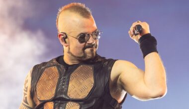 Joakim Brod&eacute;n onstage with Sabaton in 2025