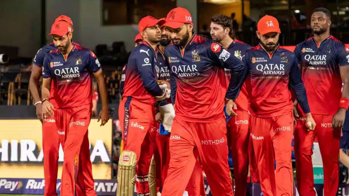 Faf du Plessis names RCB’s four overseas players for IPL 2026