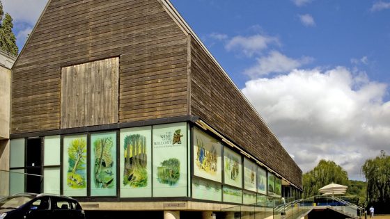 Chipperfield’s first major UK project in listing bid