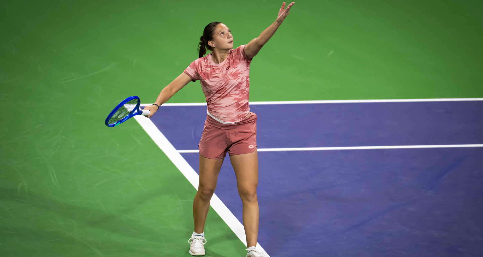 Two phenomenal passes by Antonia Ruzic in the Indian Wells first round - WTA Tennis