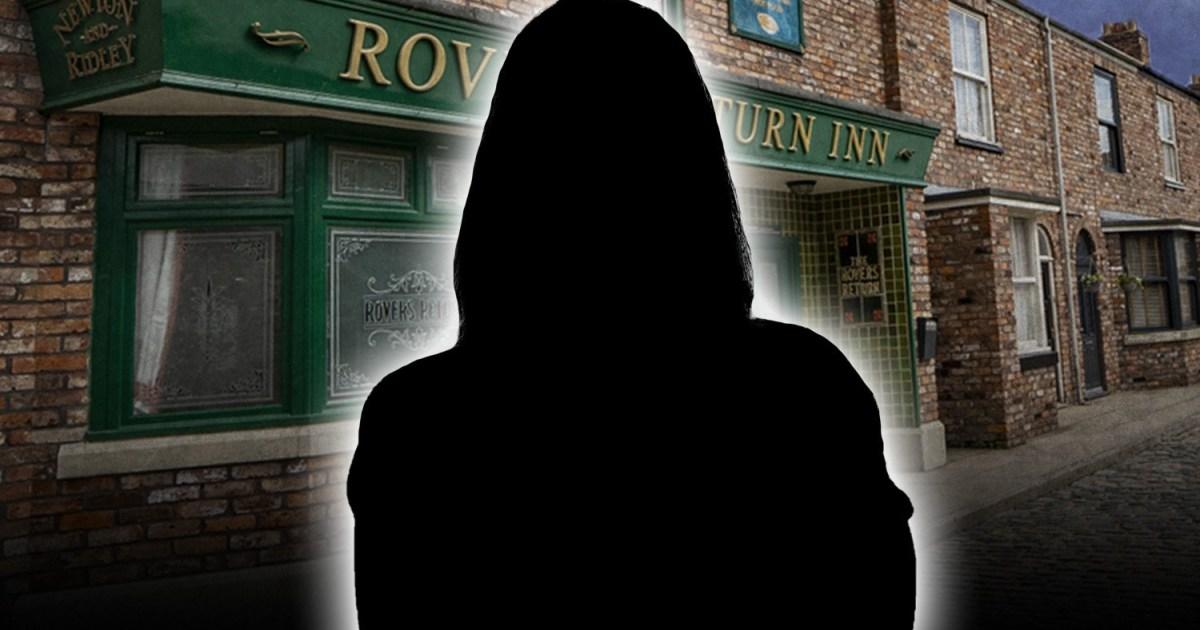 Popular Coronation Street star exits as she wraps filming | Soaps