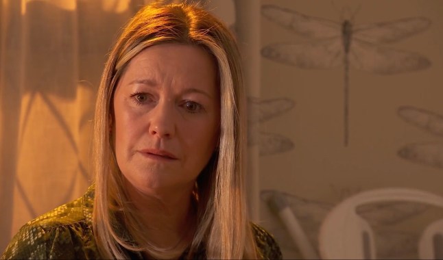 Diane fights tears in Hollyoaks