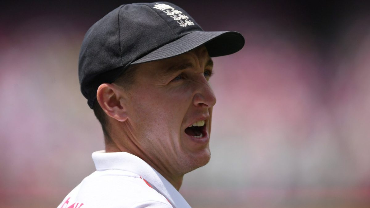 England ban players from talking about Ashes disaster