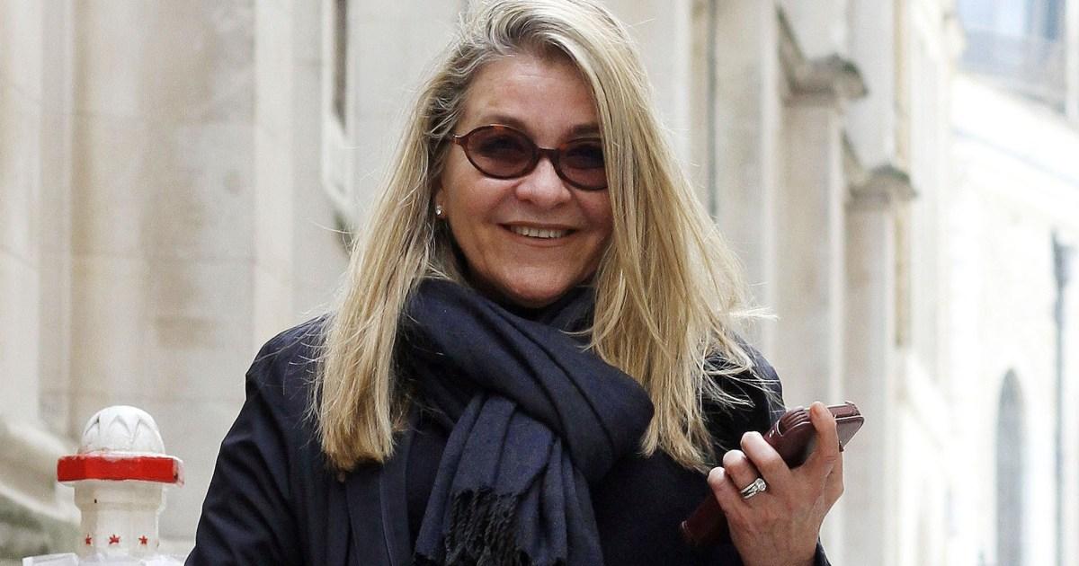 Mum wins £5,000 over 'too small' Cartier bracelet that Harrods refused to take back | News UK