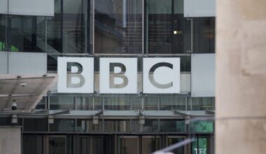 BBC moves closer to online-only TV
