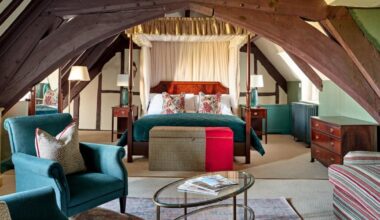 Is this the UK's bougiest baby moon? Four-poster beds, clotted cream and £300 wellies