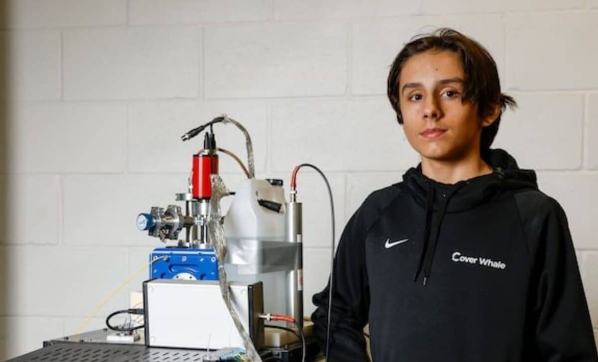 This 12 Year Old Built A Nuclear fusion Reactor At Home, A World First For His Age