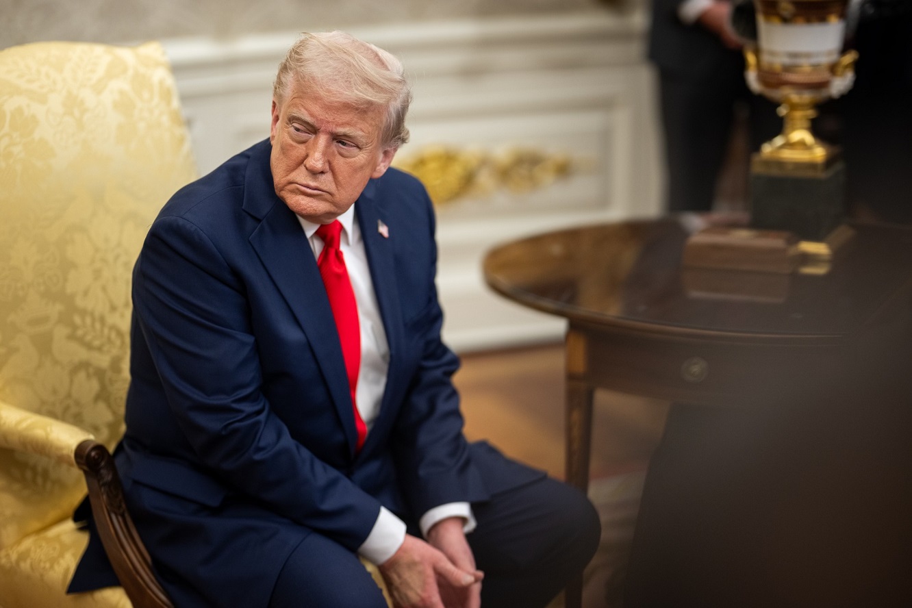 Trump laughed at Starmer and teased Beijing. Now he hopes that the United Kingdom and China will send warships to open the Strait of Hormuz