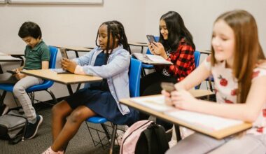 Over 30 schools in London borough ban smartphones - as new guidelines for screen time introduced - London Evening Standard