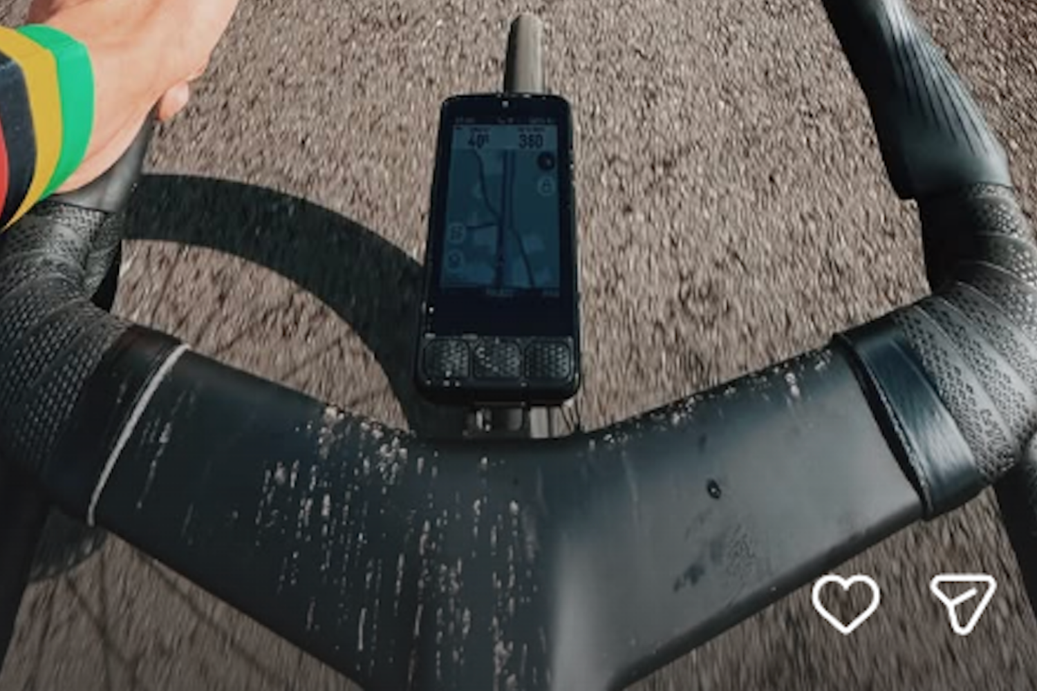 Mathieu van der Poel spotted testing mysterious new aero handlebar - is this more evidence to suggest a new Canyon Aeroad is coming? - Cycling News | Bike Reviews