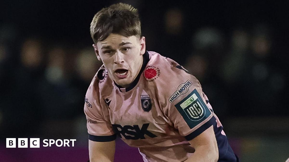 Alex Mann in action for Cardiff