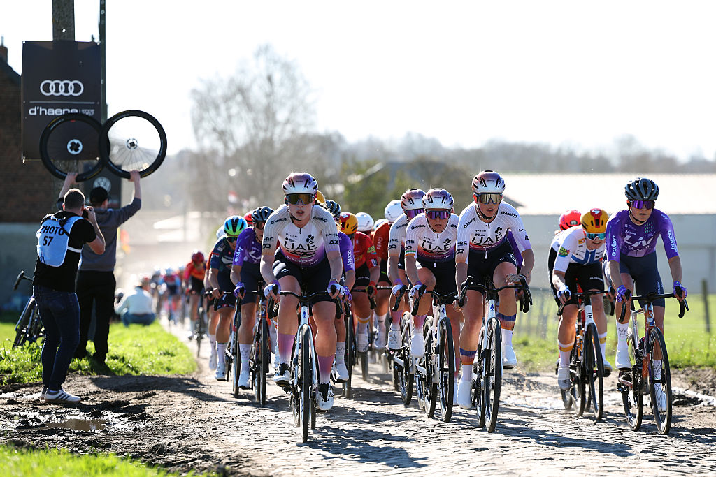 DOUR, BELGIUM - MARCH 02: A general view of Elynor Backstedt of Great Britain, Febe Jooris of Belgium and UAE Team ADQ and Jeanne Korevaar of Netherlands and Team Liv AlUla Jayco lead the peloton during the 15th Le Samyn des Dames 2026, Women&amp;apos;s Elite a 133.4km one day race from Quaregnon to Dour on March 02, 2026 in Dour, Belgium. (Photo by Rhode Van Elsen/Getty Images)